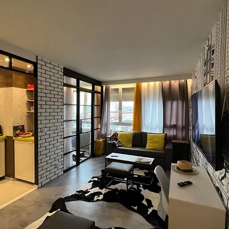 Apartment Flandre *